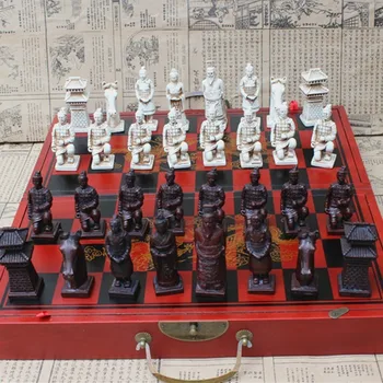 Antigo jogo de Xadrez tridimensional Super Grandes Peças de Xadrez de Madeira Dobrável Tabuleiro de Xadrez Guerreiros de Terracota Figuras